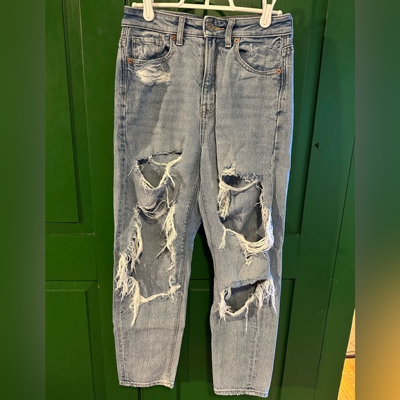 American Eagle Highest Rise Mom Jean, Size 00XS - Picture 2 of 5